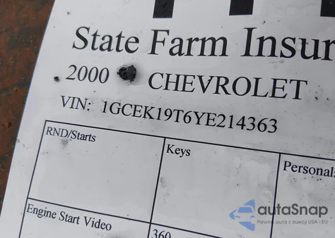 2000 Chevrolet Silverado 1500 Ls z USA, uszkodzony, nr VIN 1GCEK19T6YE214363